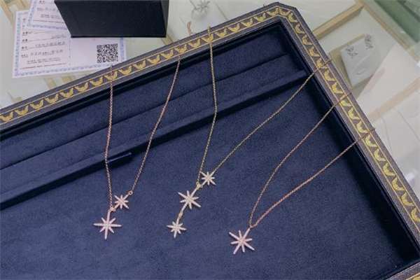 apm六芒星项链真假辨别怎么看,apm六芒星不对称耳环真假