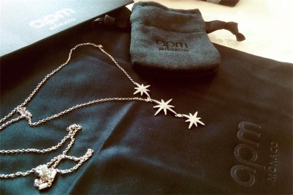 apm首饰会掉色吗,apm的首饰容易掉色么