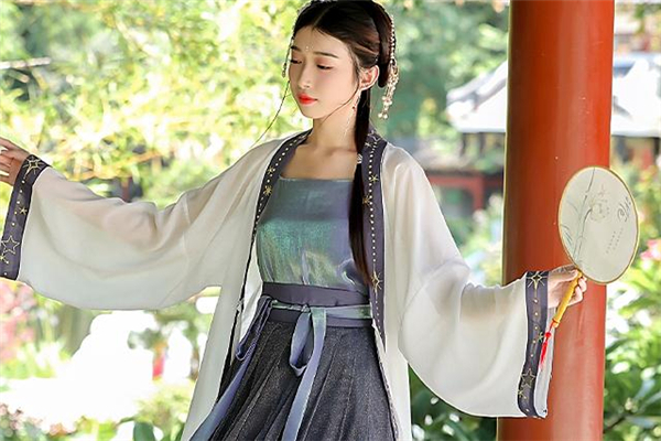 汉服腰带种类,衣服腰带的系法 汉服腰带种类,衣服腰带的系法