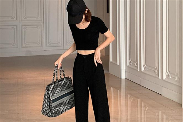 冬天阔腿裤里面穿什么袜子,冬季短裤搭配什么袜子最合适