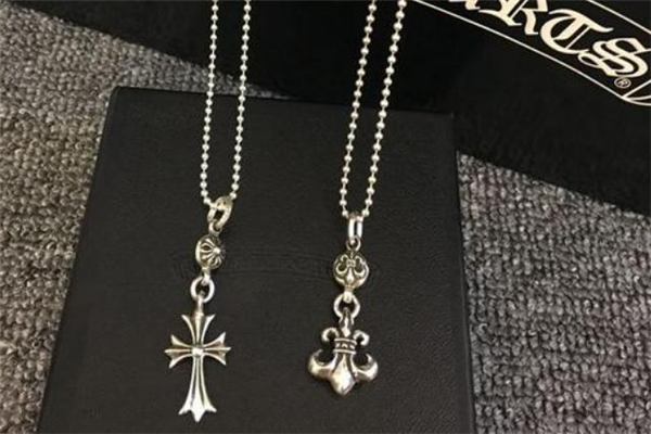 克罗心十字架有什么寓意,克罗心十字架意义和象征 克罗心十字架有什么寓意,克罗心十字架意义和象征