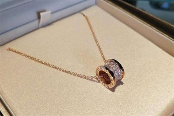 宝格丽小蛮腰真伪鉴定,宝格丽小蛮腰项链介绍