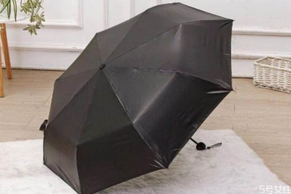 怎么看太阳伞防不防晒,太阳伞外面什么颜色最防晒