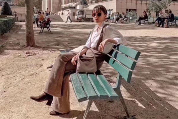 hobo包是什么牌子,hobo包是什么意思