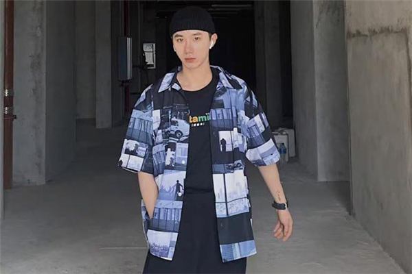 港风衬衫穿搭,港风衬衫搭配什么裤子