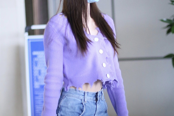 紫色的上衣怎么搭配,紫色上衣配什么内搭 紫色的上衣怎么搭配,紫色上衣配什么内搭