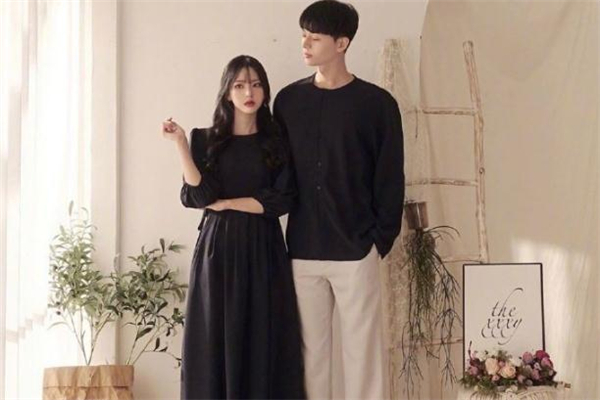 黑色情侣装代表什么,黑色情侣装新款2019