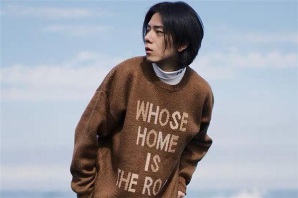 字母图案毛衣,字母图案毛衣平针 字母图案毛衣,字母图案毛衣平针