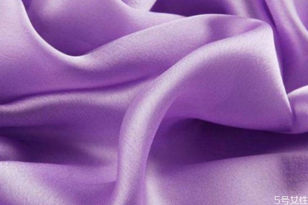 真丝衣服怎么清洗,如何洗真丝面料的衣服