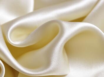 夏天适合穿什么面料的衣服,夏天适合穿什么面料的裤子