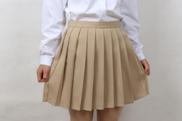 jk裙子和百褶裙的区别,百褶裙是不是jk的一种