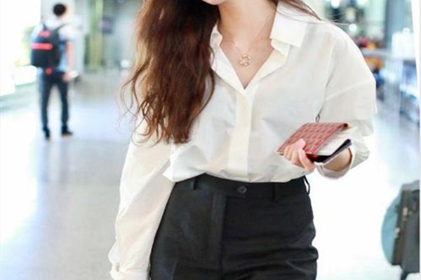 胸大穿衬衫好看吗,胸肌太大穿衬衫不好看