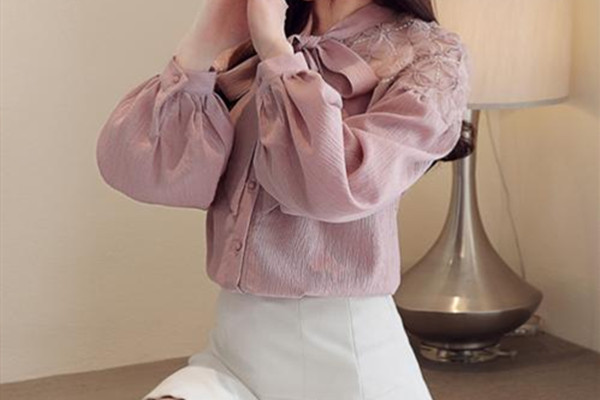 雪纺衬衫怎么搭配,雪纺衫穿搭技巧