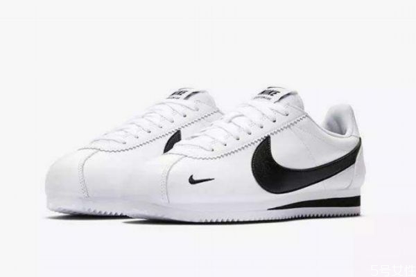 阿甘鞋怎么搭配,阿甘鞋搭配什么衣服 阿甘鞋怎么搭配,阿甘鞋搭配什么衣服