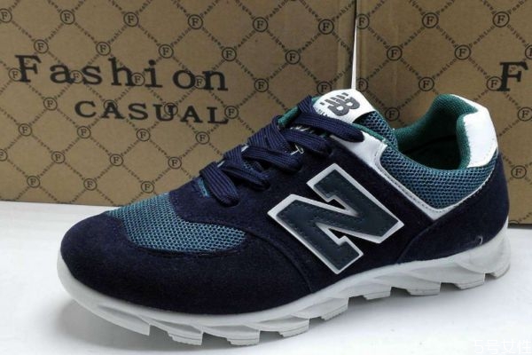 阿甘鞋怎么搭配裤子,阿甘鞋怎么搭配衣服