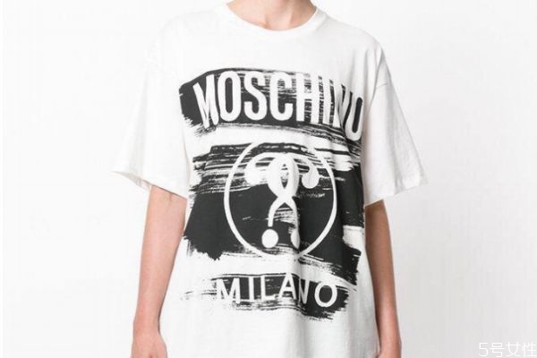 t恤搭配什么裤子,白t搭配什么裤子图片