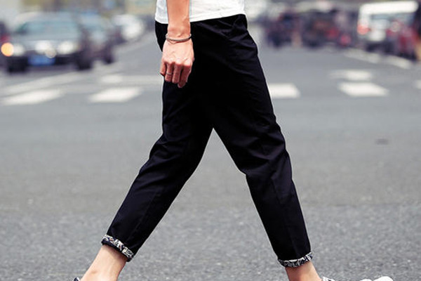 男士怎么挑选裤子,男士休闲裤怎么搭配