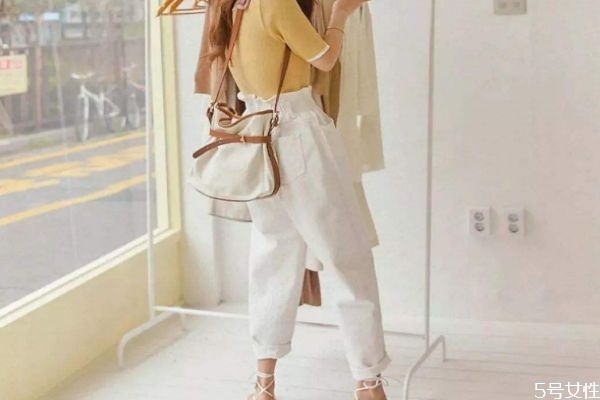 纸袋裤配什么上衣,纸袋裤款式图 纸袋裤配什么上衣,纸袋裤款式图