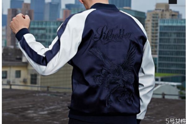 棒球服怎么搭配男生,男士棒球服怎么搭配衣服好看 棒球服怎么搭配男生,男士棒球服怎么搭配衣服好看