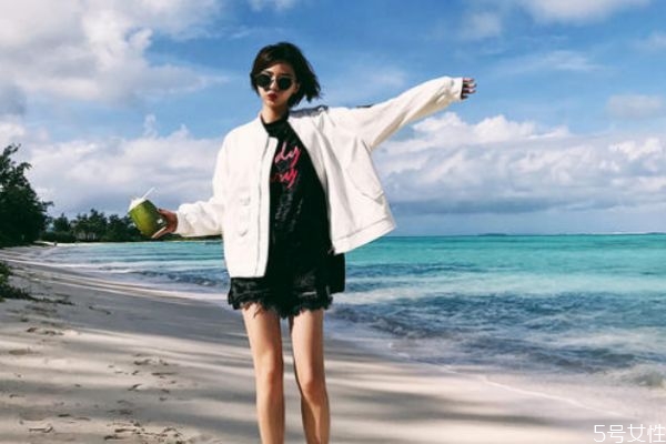 棒球服搭配,棒球服如何搭配好看 棒球服搭配,棒球服如何搭配好看