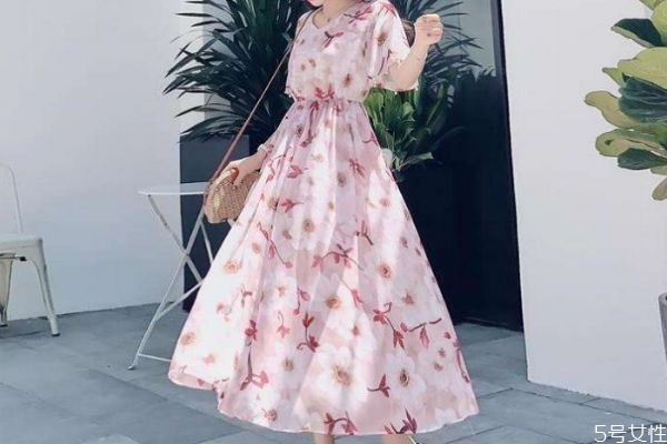 骨架大的女生怎么穿衣,骨架大女生穿衣搭配图冬季