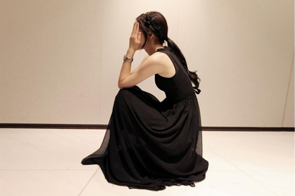 雪纺连衣裙配什么上衣,雪纺连衣裙搭配大衣 雪纺连衣裙配什么上衣,雪纺连衣裙搭配大衣