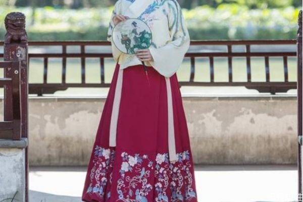 马面裙如何清洗,马面裙怎么清洗和晾晒