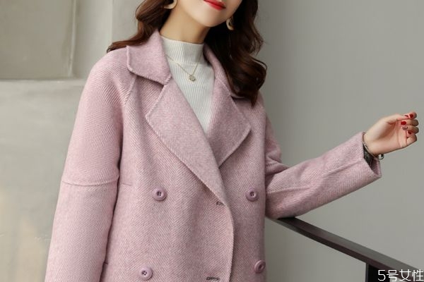 毛呢大衣怎么洗才好?,羊绒大衣怎么洗 毛呢大衣怎么洗才好?,羊绒大衣怎么洗