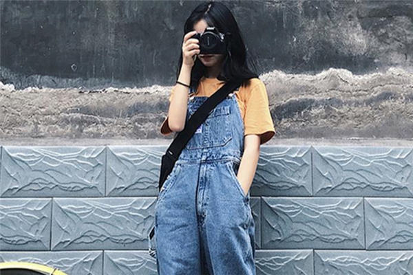 橙色t恤搭配什么颜色外套,橙色短袖配什么外套