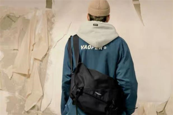 搭配工装外套的裤子,工装外套怎么搭配