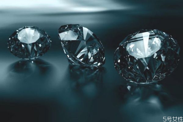 钻石镭射编码是什么,钻石上的镭射编码用什么看