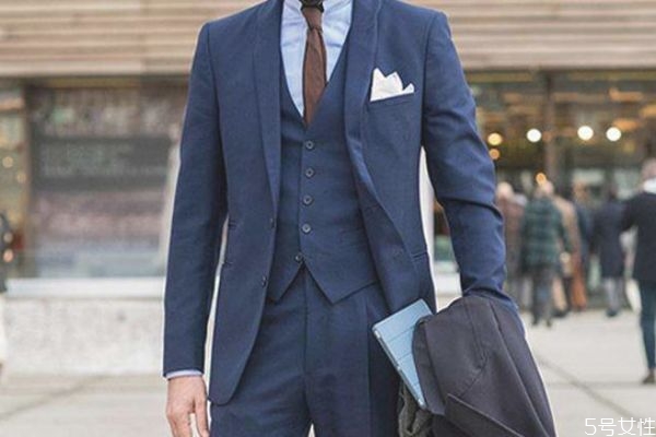 女士冬天正装搭配,冬天衣服搭配