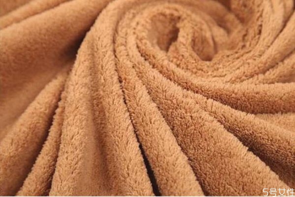 摇粒绒穿久不蓬松了,摇粒绒衣服怎么恢复蓬松 摇粒绒穿久不蓬松了,摇粒绒衣服怎么恢复蓬松