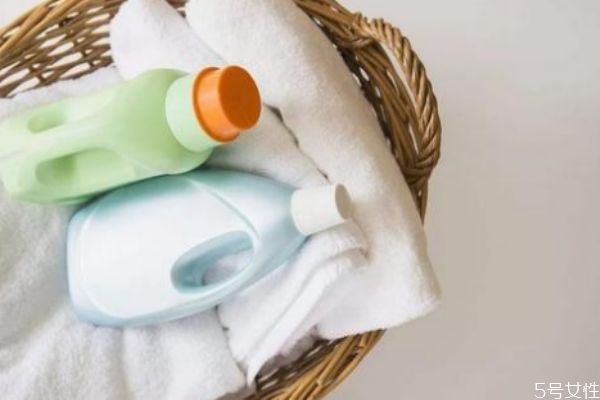 衣服掉颜色怎么处理,已经掉色衣服怎么处理