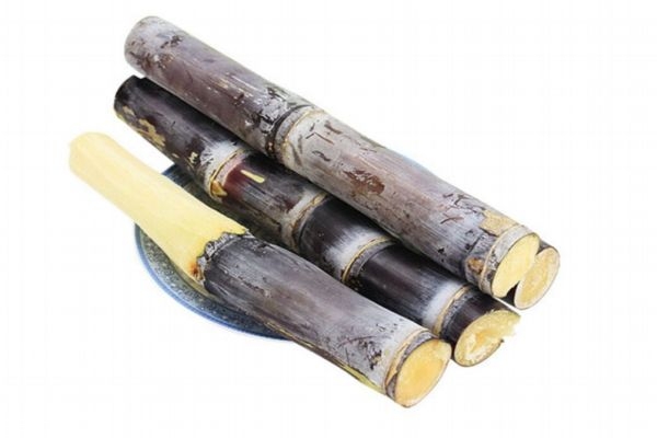 吃甘蔗的好处和功效,常吃甘蔗的功效和作用