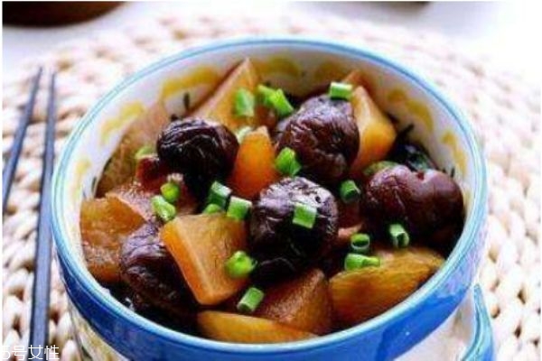 白萝卜炖香菇的功效和作用,白萝卜炖香菇的功效