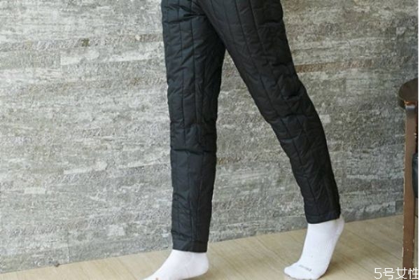 棉裤太紧坏处,裤子穿的太紧有什么危害
