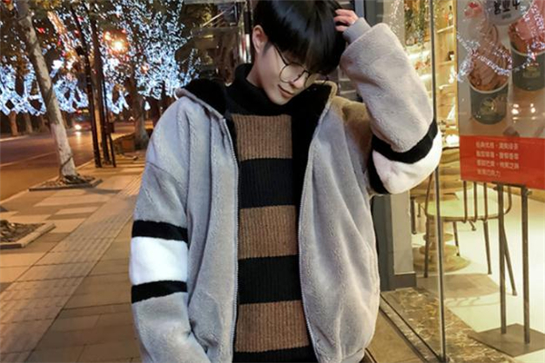 加厚羊羔毛外套,加厚羊羔毛外套配戴什么帽子