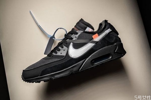 offwhite是奢侈品牌吗,offwhite是潮牌还是奢侈