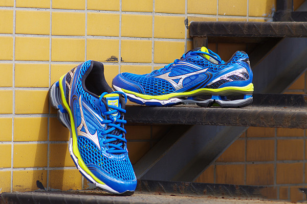 美津浓预言系列怎么样,亚瑟士和美津浓