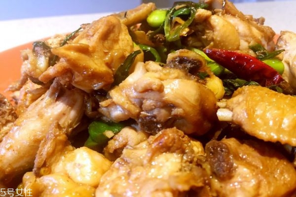 辣子鸡的做法,红烧仔鸡的做法 辣子鸡的做法,红烧仔鸡的做法