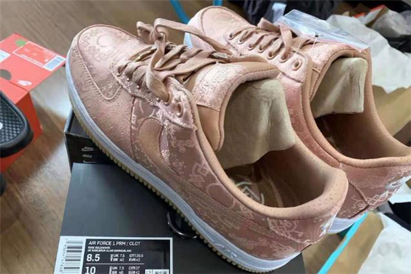 clot联名aj丝绸卫衣多少钱,aj1联名clot白丝绸的发售渠道