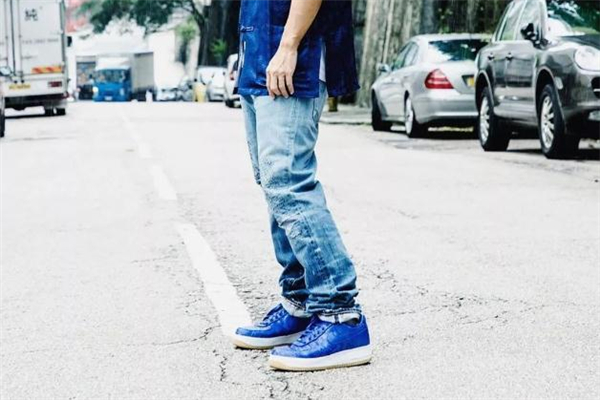 aj1联名clot白丝绸的发售渠道,CLOT联名丝绸外套