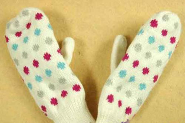 手套怎么搭配好看,手套什么颜色最好搭 手套怎么搭配好看,手套什么颜色最好搭