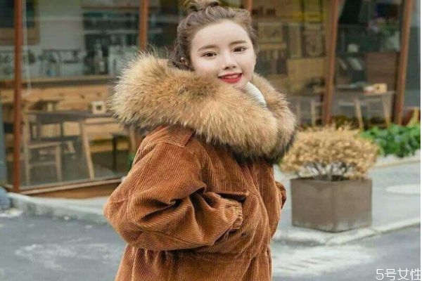 冬季如何穿衣才暖和,寒冷的冬天怎么穿衣暖和 冬季如何穿衣才暖和,寒冷的冬天怎么穿衣暖和