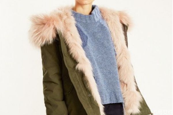 派克服跟羽绒服的区别,派克服还是羽绒服