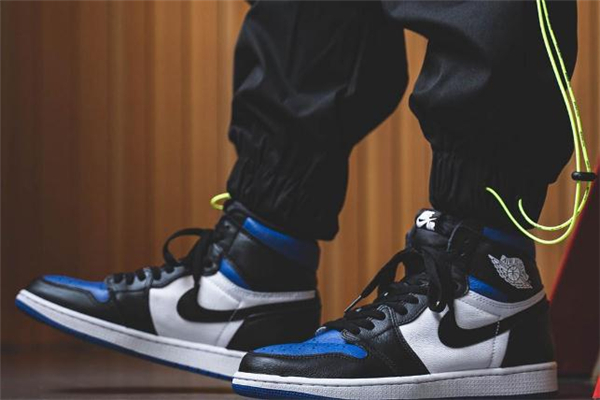 aj1黑蓝脚趾多少钱,黑红脚趾aj1多少钱