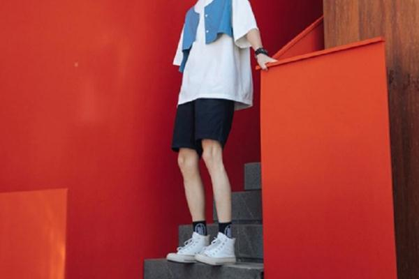 长筒袜子怎么搭配图片,长筒袜搭配图片