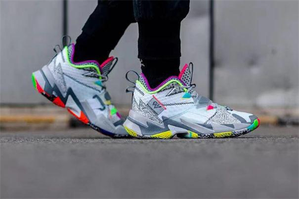 欧文6和威少3的对比,欧文6和威少3哪个好 欧文6和威少3的对比,欧文6和威少3哪个好