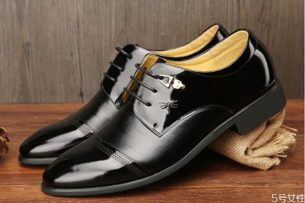 红蜻蜓属于什么档次的品牌,红蜻蜓属于什么档次的鞋